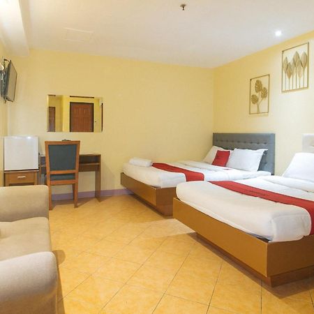 Reddoorz At Comfy Inn Ermita Manila Eksteriør bilde