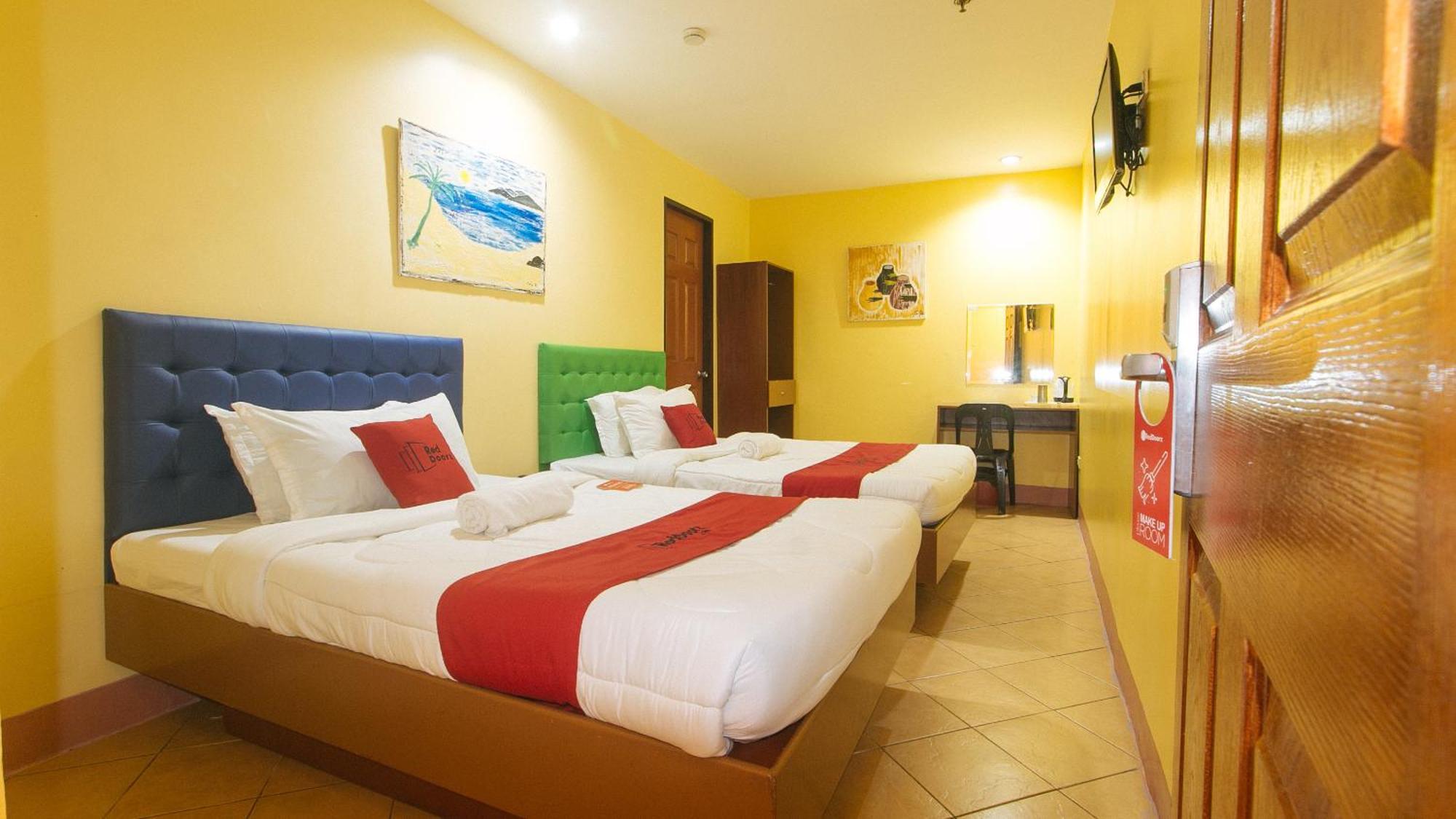 Reddoorz At Comfy Inn Ermita Manila Eksteriør bilde