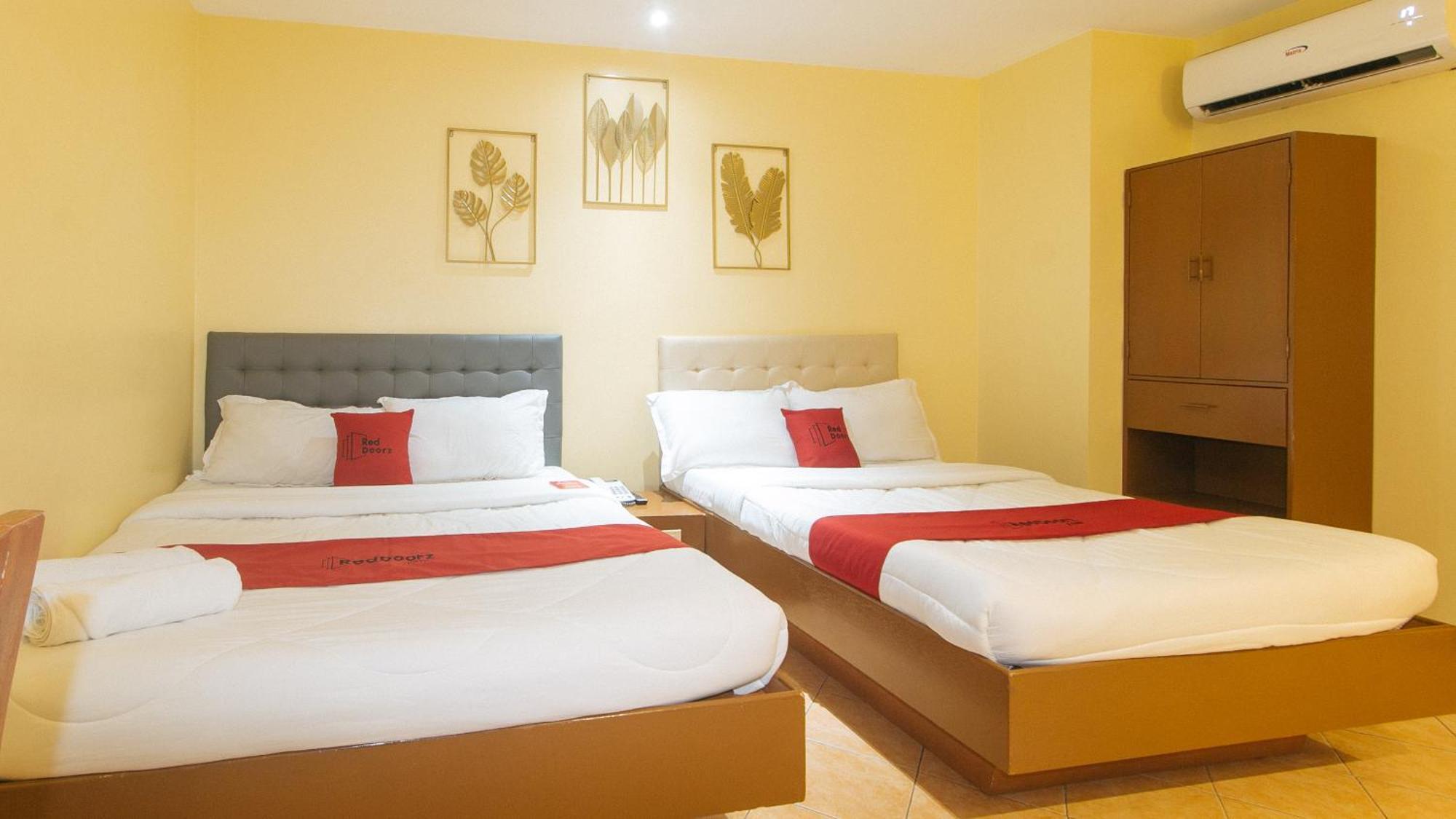 Reddoorz At Comfy Inn Ermita Manila Eksteriør bilde